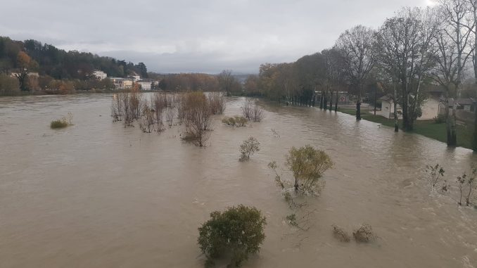 crue15112023.jpg