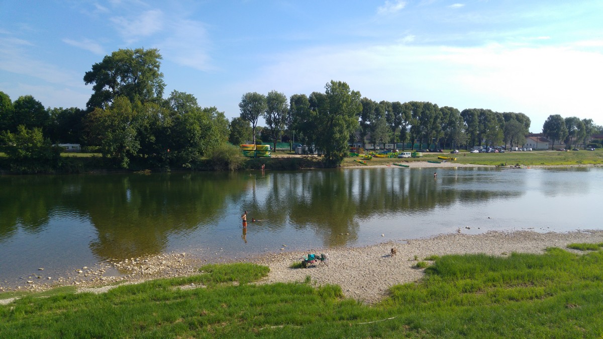 ain01082018.jpg